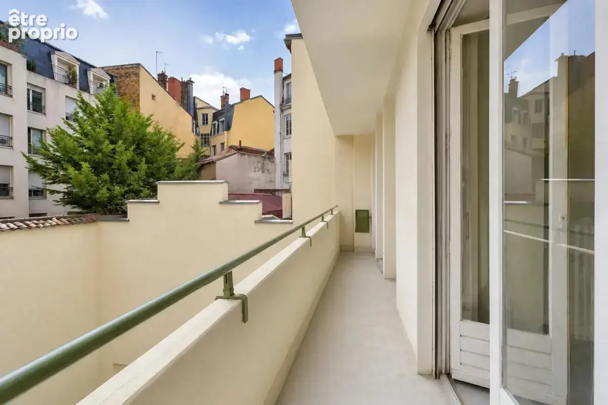 Appartement de 2 pièces de 41 m² à Lyon - Saxe-Gambetta - Balcon - photo 8