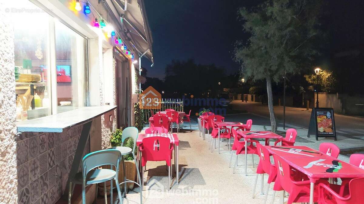 Commerce 75 m² à Saintes-Maries-De-La-Mer  - photo 38