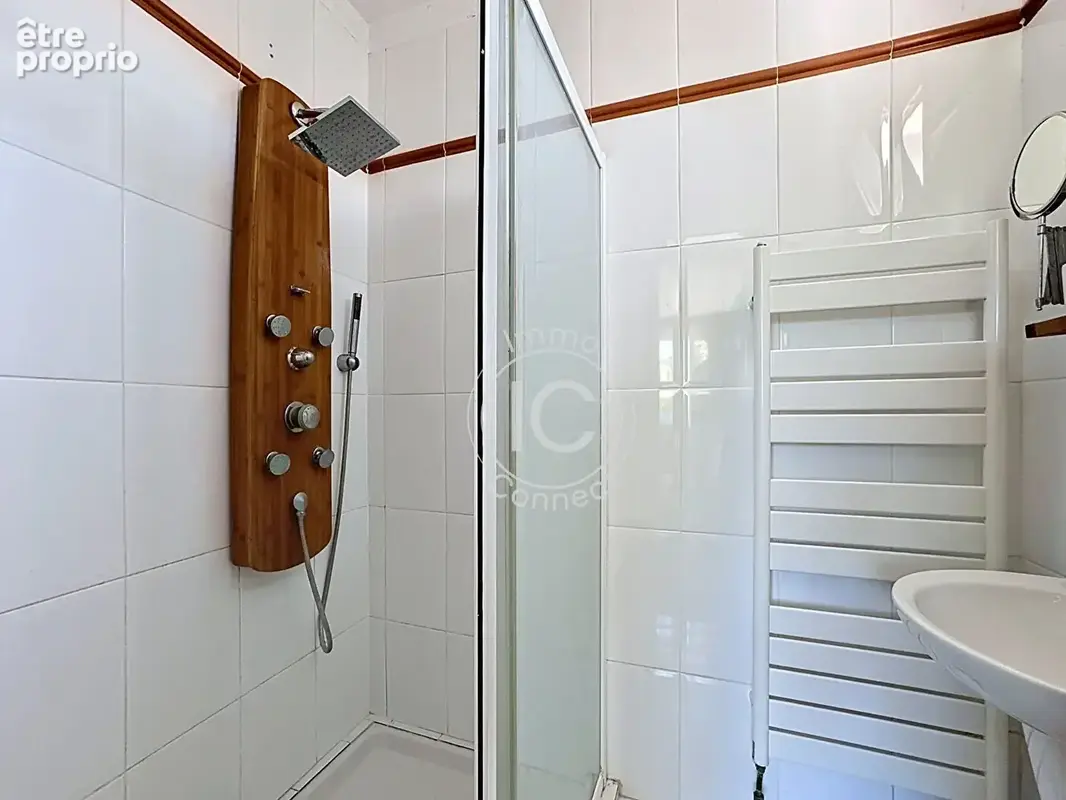 Chaleureuse maison de charme d'environ 150m² - photo 11