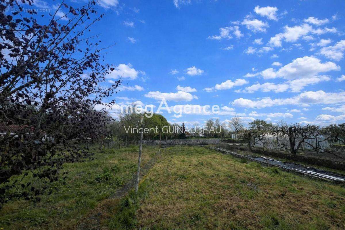 Maison à LA ROMAGNE