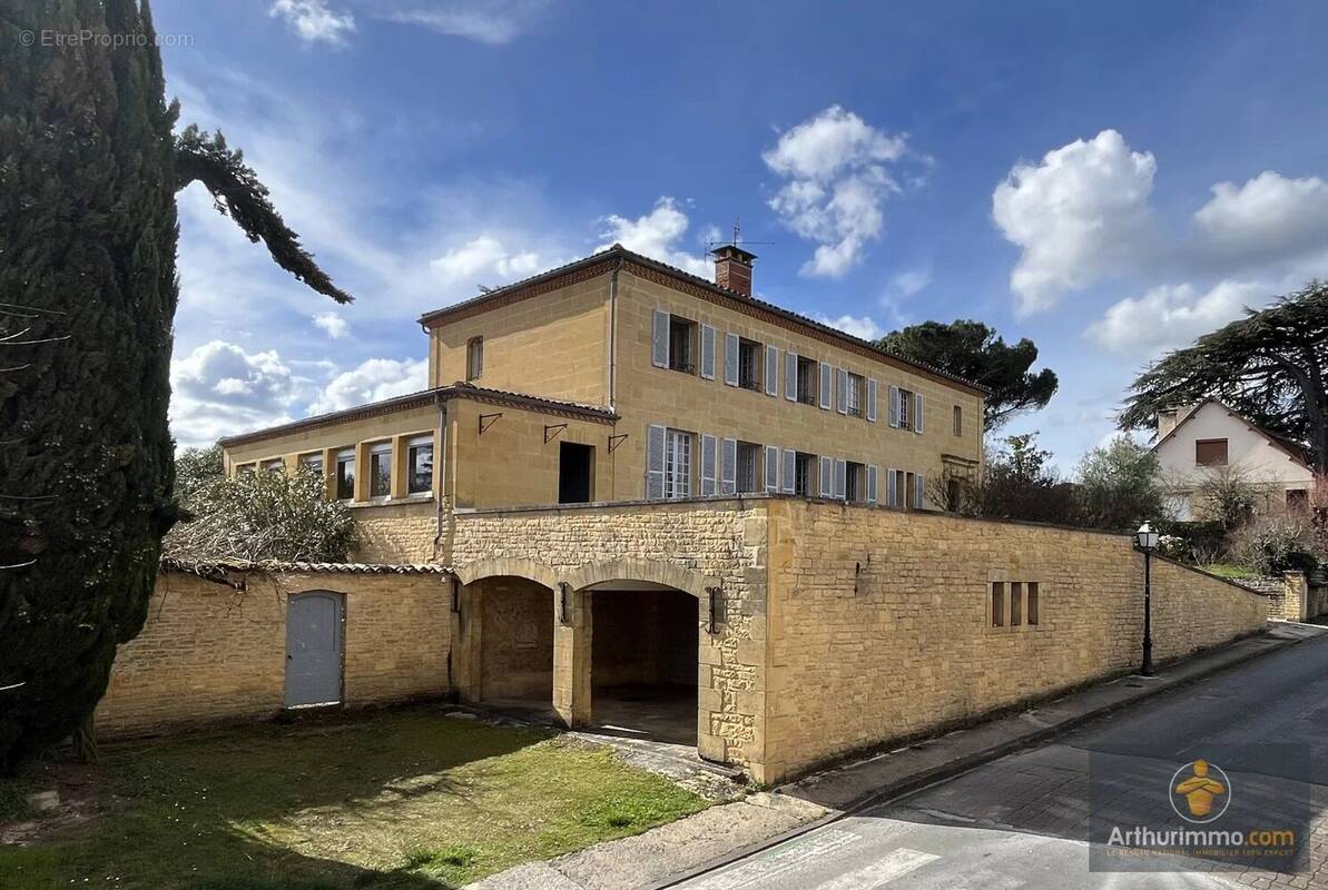 Maison à SALLES-DE-BELVES