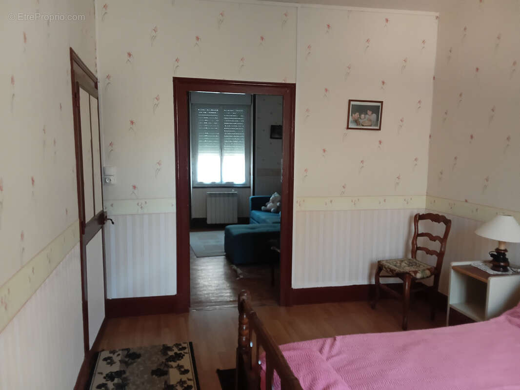Maison à NERONDES
