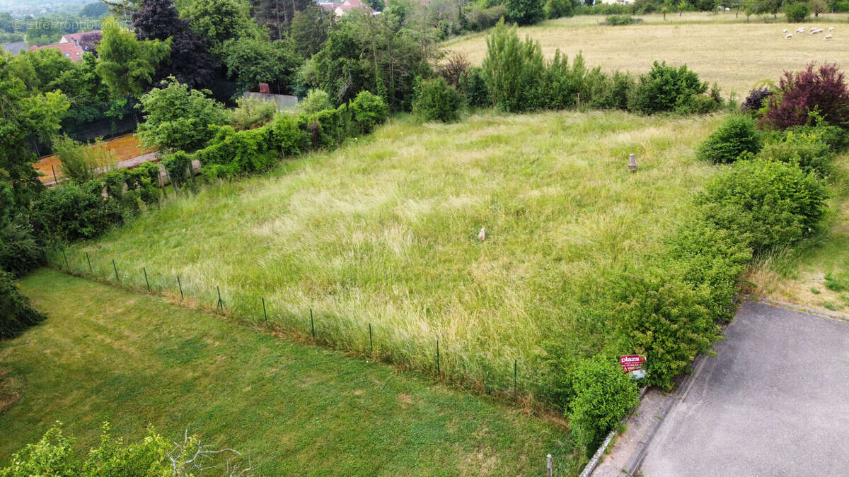 Terrain à VALMONT