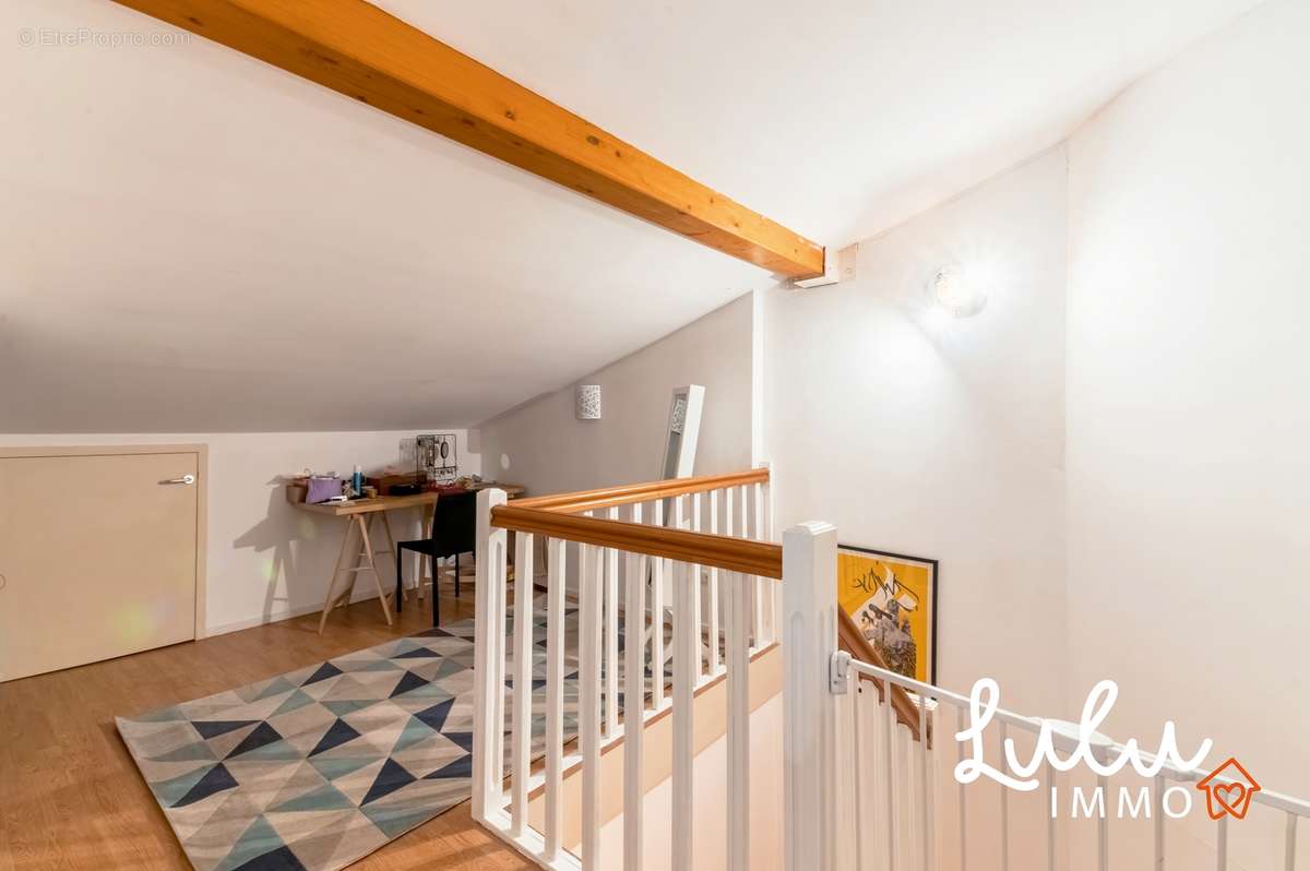 TASSIN-Maison de ville - T5 de 129 m² avec jardin - Hyper-centre - photo 10