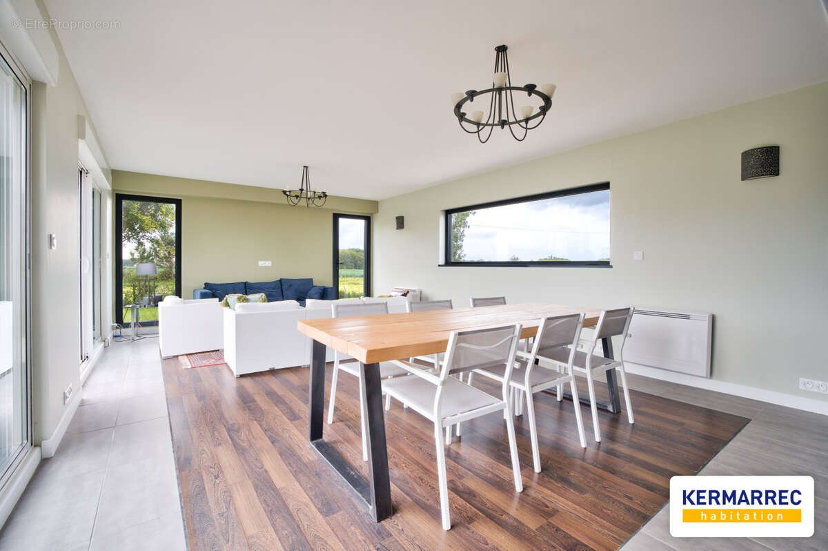 Maison à SAINT-MELOIR-DES-ONDES