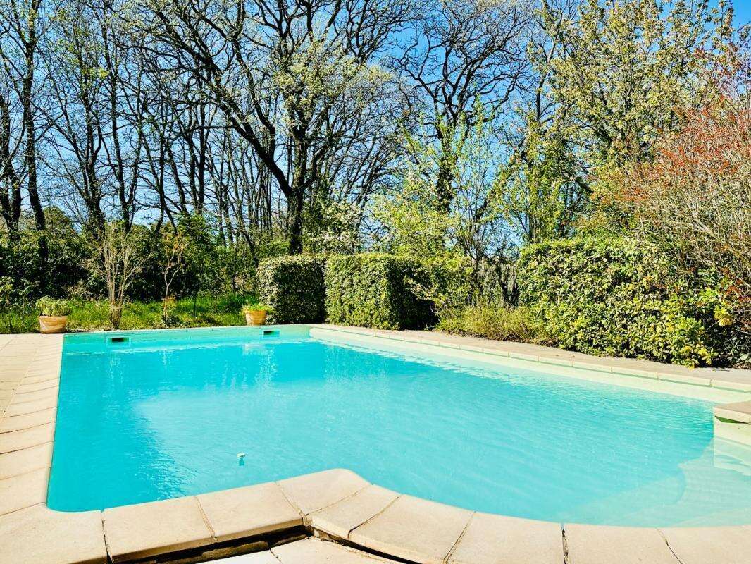 Maison à LE PUY-SAINTE-REPARADE