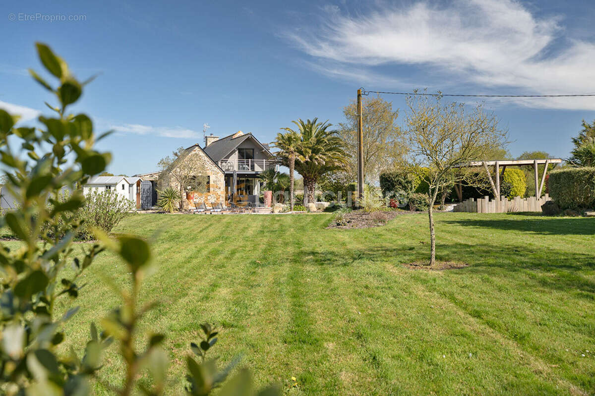 Maison à SAINT-COULOMB