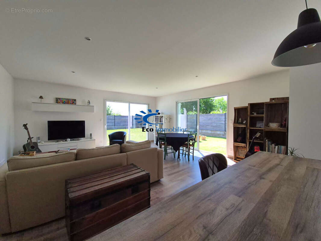 Maison plain-pied 94 m² 3 chambres garage jardin parking - photo 7