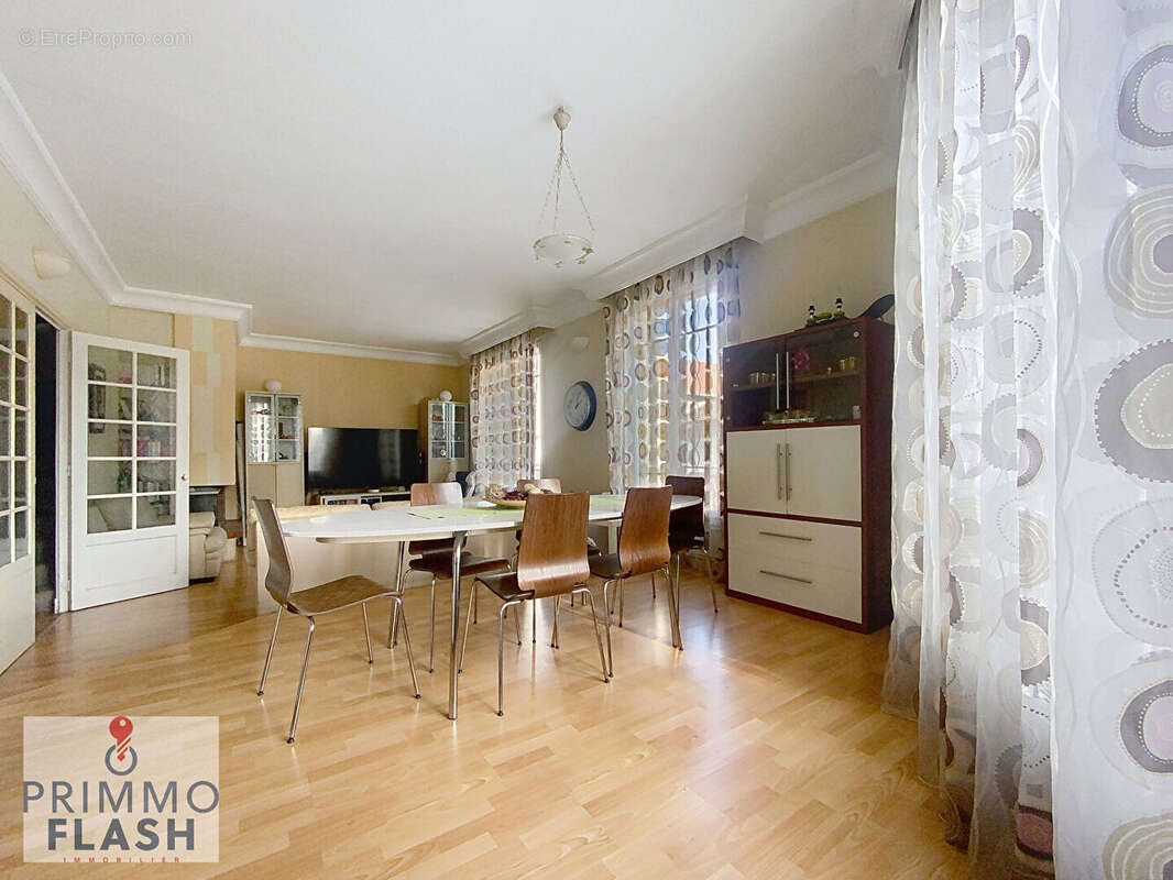 Maison à AUBERVILLIERS