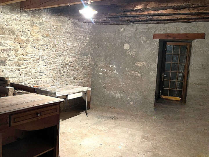 A vendre maison en pierre avec garage   proche limoux - photo 7