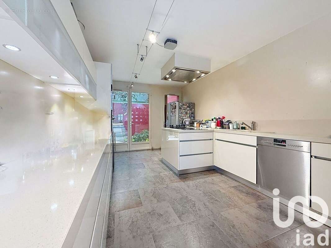 Photo 4 - Maison à SAINTRY-SUR-SEINE