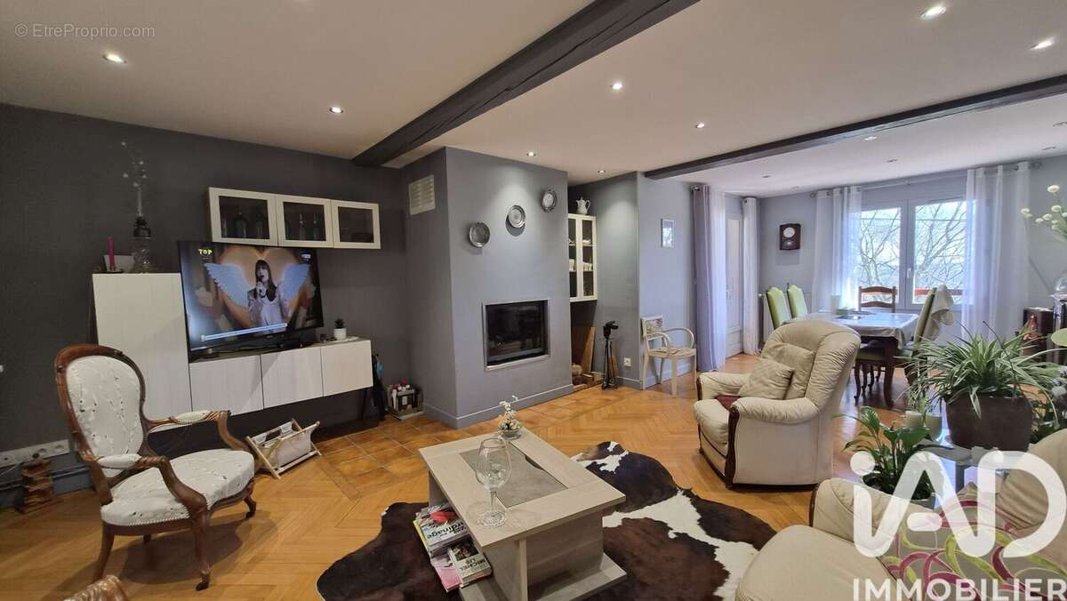 Maison 130 m² à Saint-Michel  - photo 5