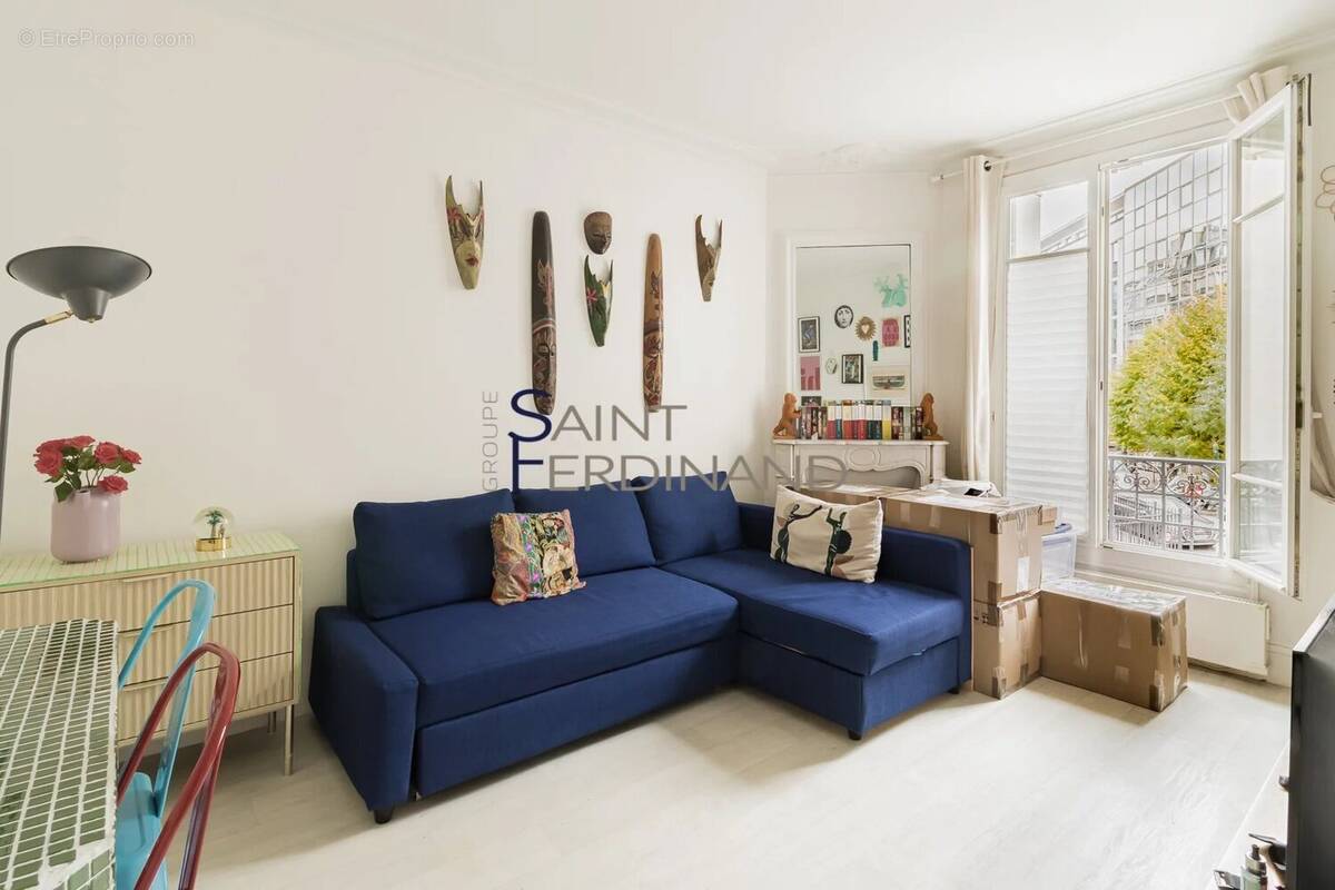 Appartement à LEVALLOIS-PERRET