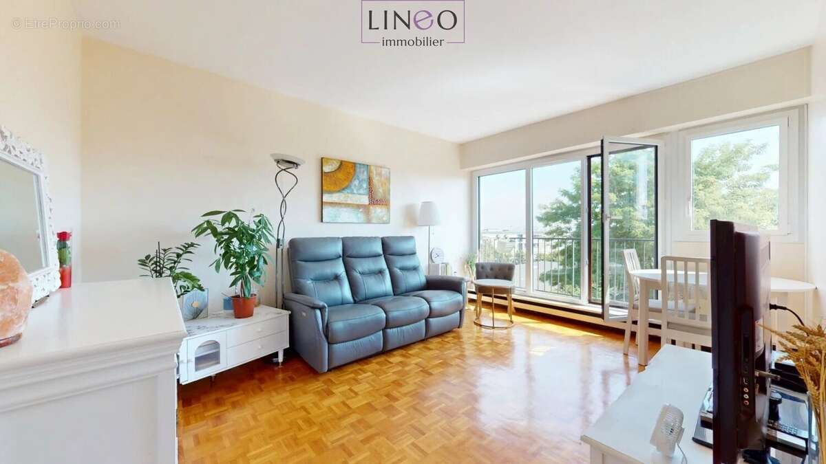 Appartement à CHOISY-LE-ROI