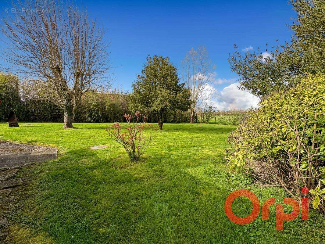 Maison à NEUILLY-EN-DUN