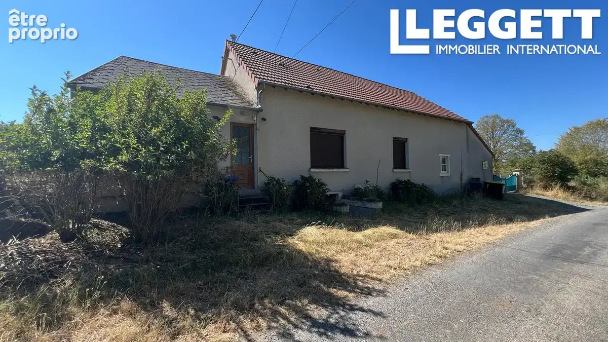 Propriété rurale avec maison de 2 chambres à moderniser, équipée de double vitrage neuf, de panneaux solaires - photo 4