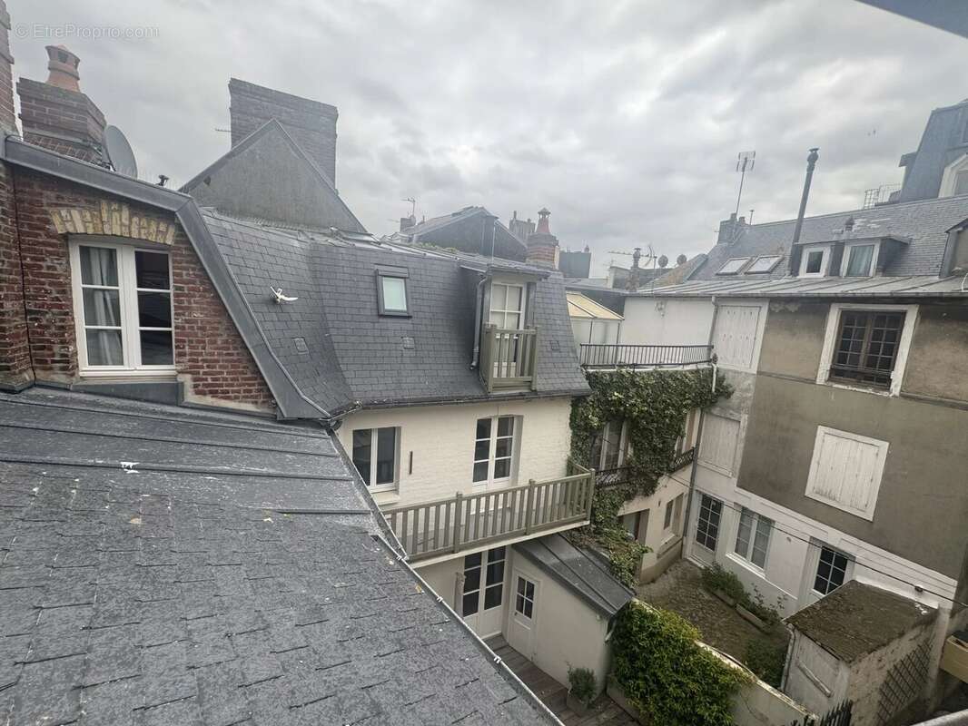 Appartement à TROUVILLE-SUR-MER