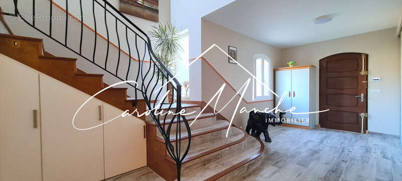 Maison à LA FARE-LES-OLIVIERS