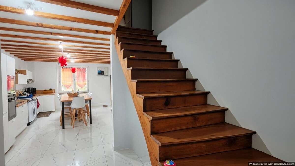 Maison à VIRIVILLE
