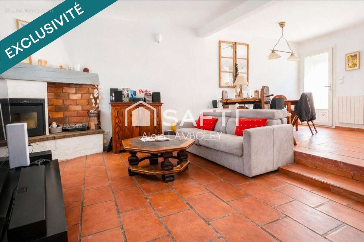 Photo 2 - Maison à SAINT-MAXIMIN-LA-SAINTE-BAUME