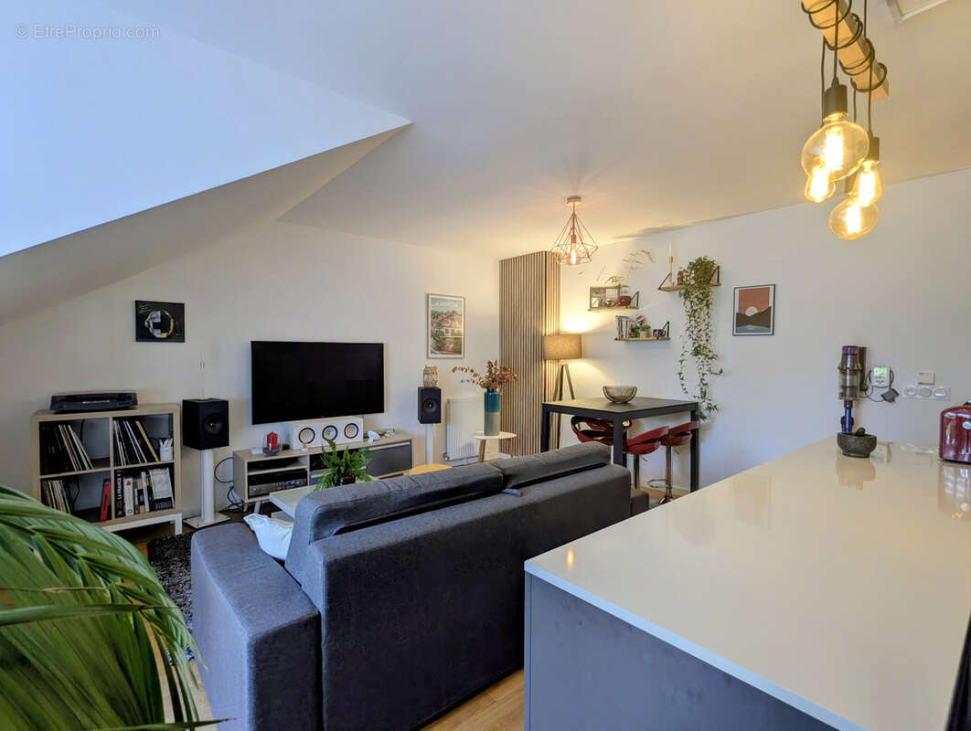 T2 avec balcon et box en centre-ville - photo 5