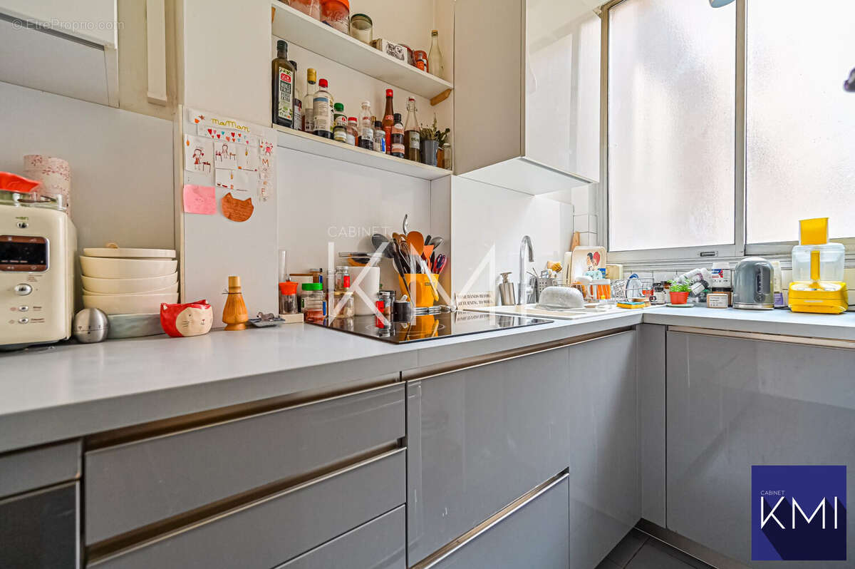 Appartement à PARIS-11E