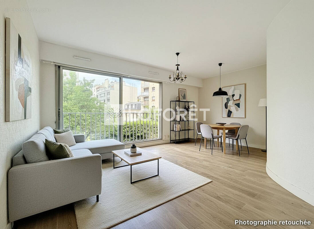 Appartement à COURBEVOIE