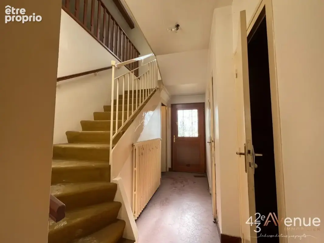 Maison 7 pièces 163 m² à vendre à Craintilleux (42210) - photo 7