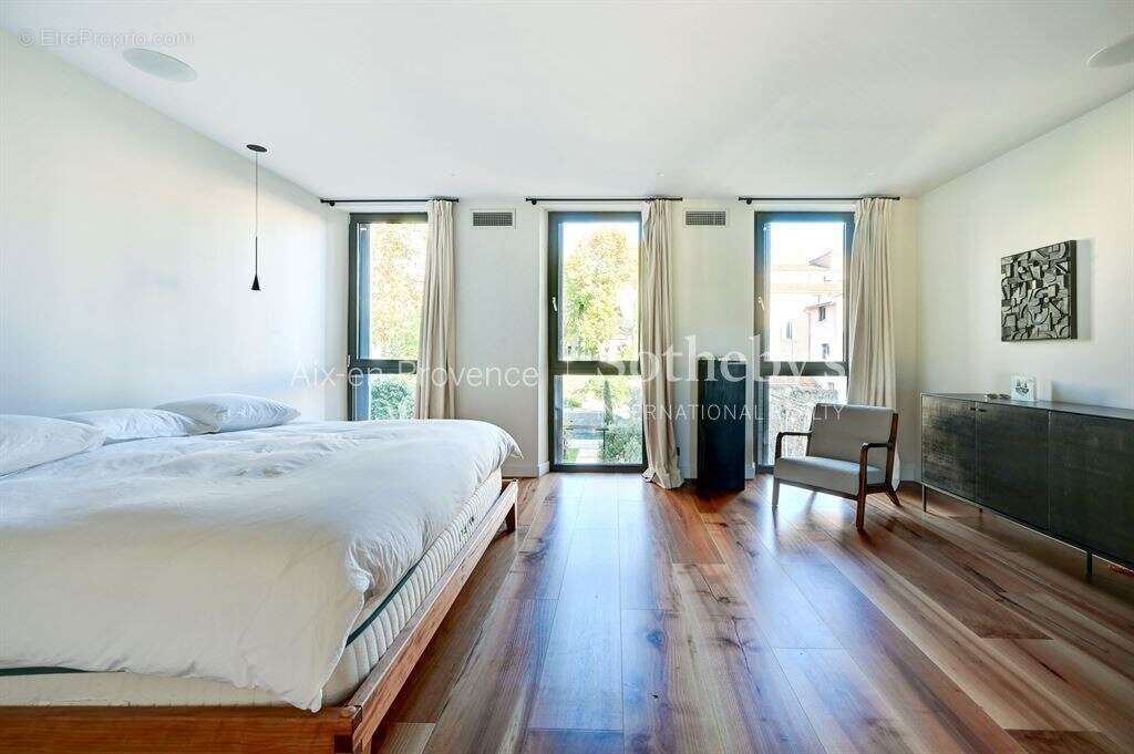 Maison à AIX-EN-PROVENCE