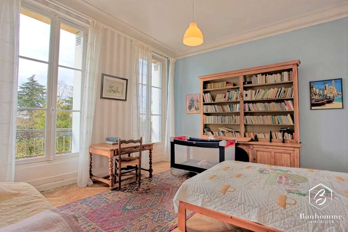 Maison à LESTIAC-SUR-GARONNE