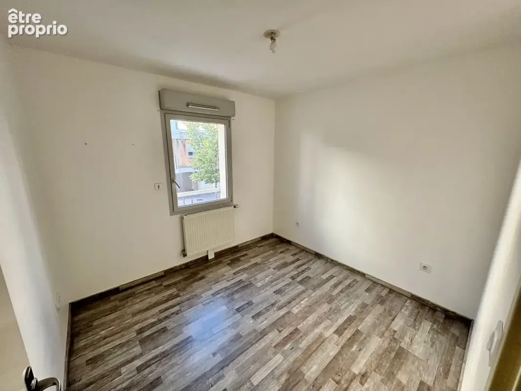 Toulouse casselardit / métro patte d'oie   t4 duplex avec terrasse / balcon et parking - photo 8