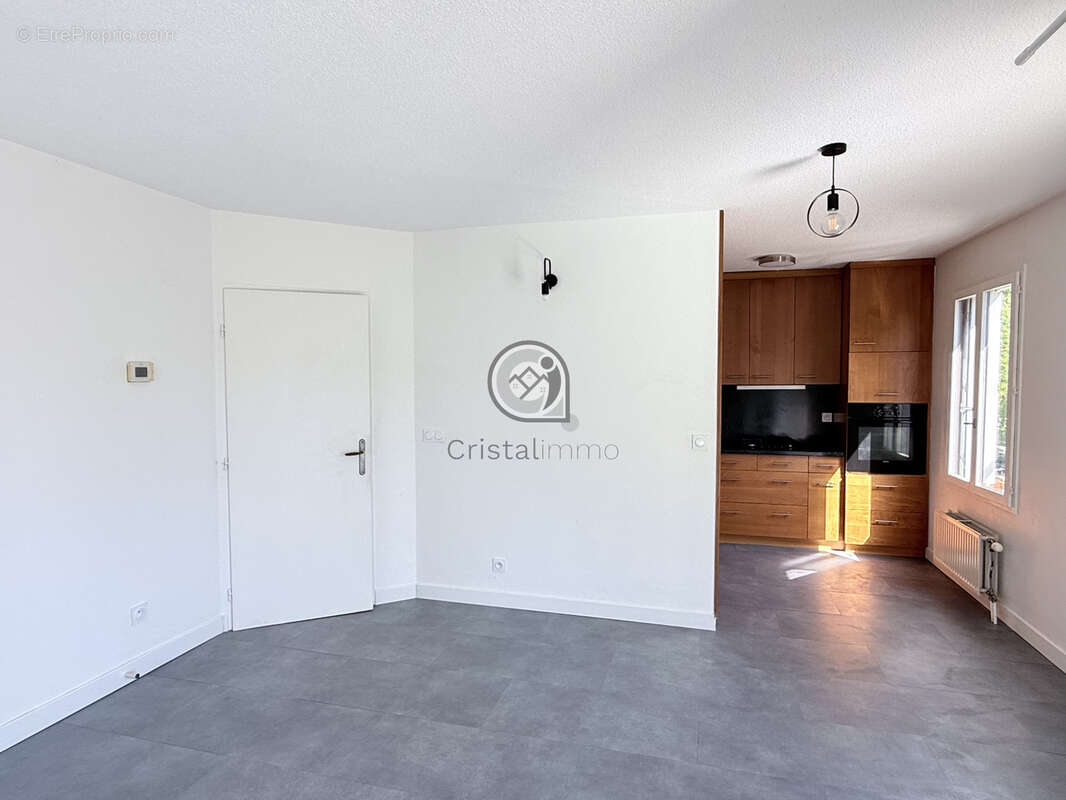Appartement à MEYLAN