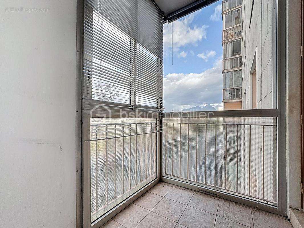 Appartement à ECHIROLLES