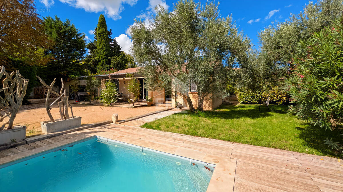 Maison à CABANNES