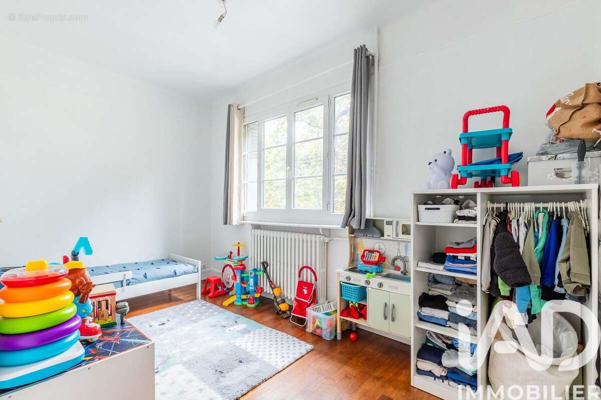 Photo 4 - Appartement à CHOISY-LE-ROI