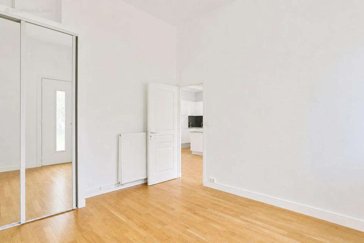 Appartement à NANTERRE