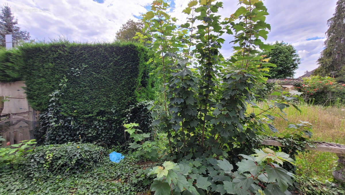 Maison à POUGUES-LES-EAUX