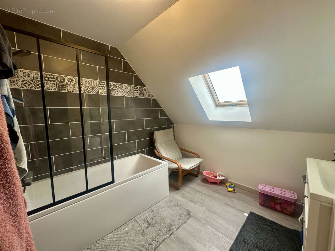 Maison à LONDINIERES