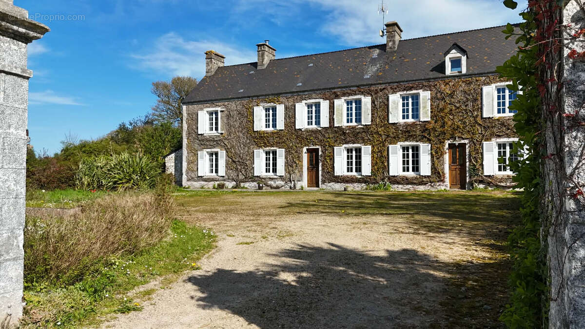 Maison à CRASVILLE
