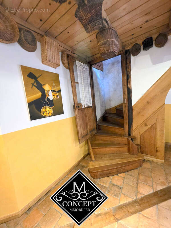 Maison à LANCRANS