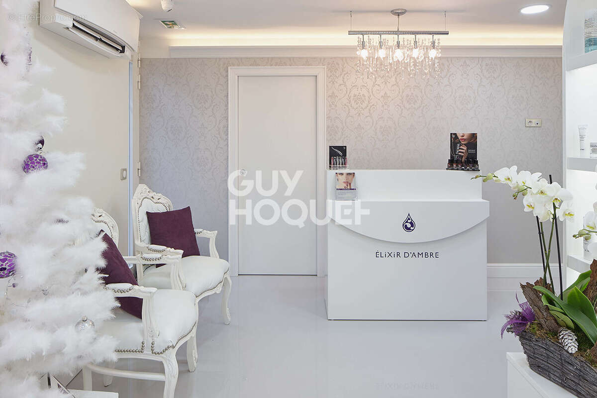 Commerce à FONTENAY-TRESIGNY