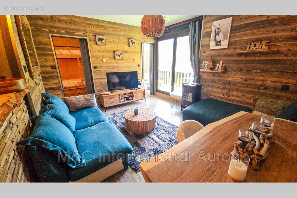 Appartement à SAINT-ETIENNE-DE-TINEE