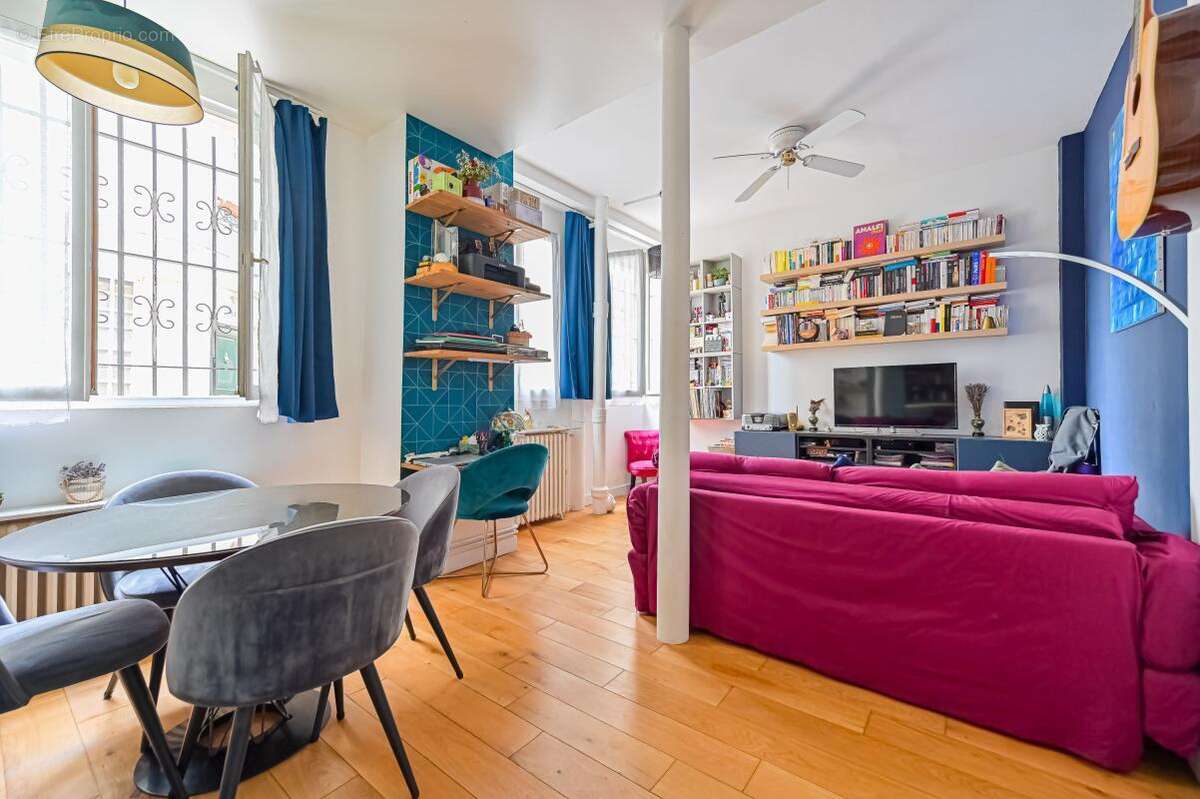 Appartement à PARIS-18E