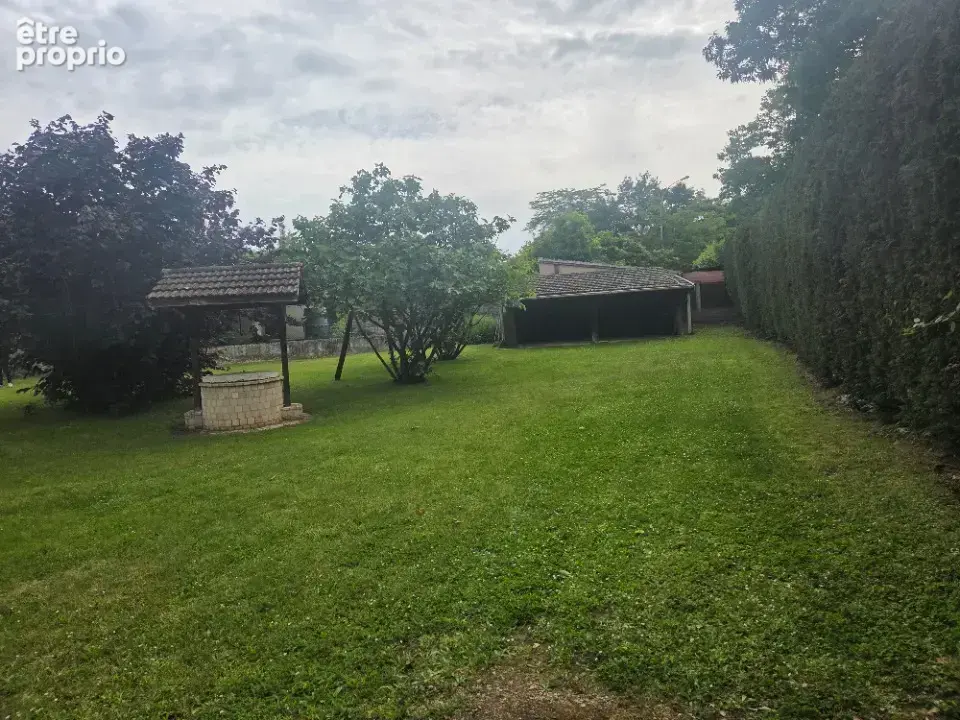 Terrain à BRIGNAIS