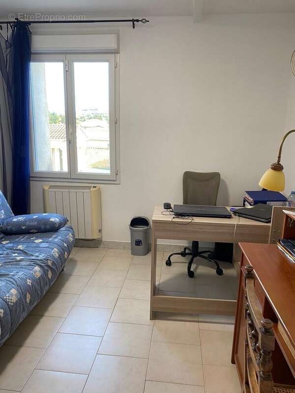 Maison à CHARMES-SUR-L&#039;HERBASSE