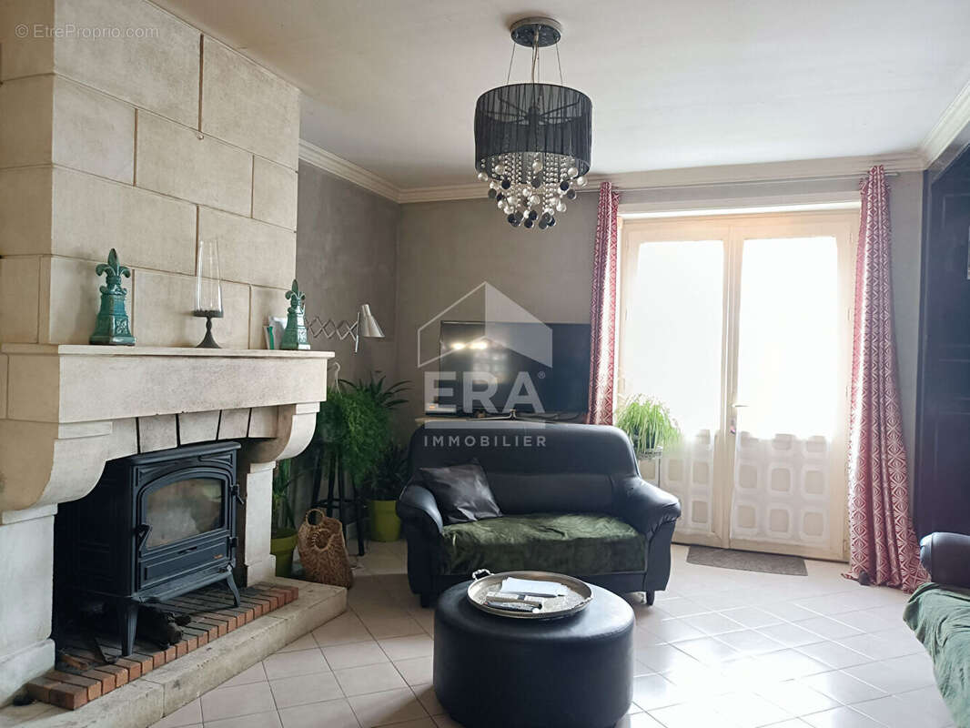 Maison 209 m² à Pressac  - photo 4