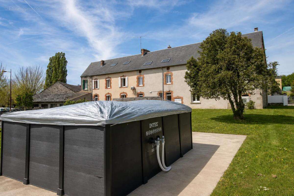 Maison spacieuse de 469 m² à Marsac, 16 pièces - photo 21