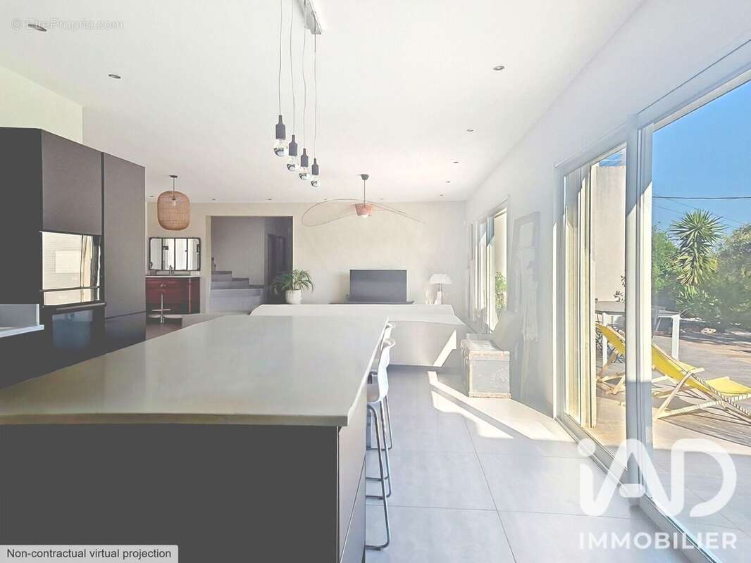 Maison 175 m² à Martigues  - photo 7