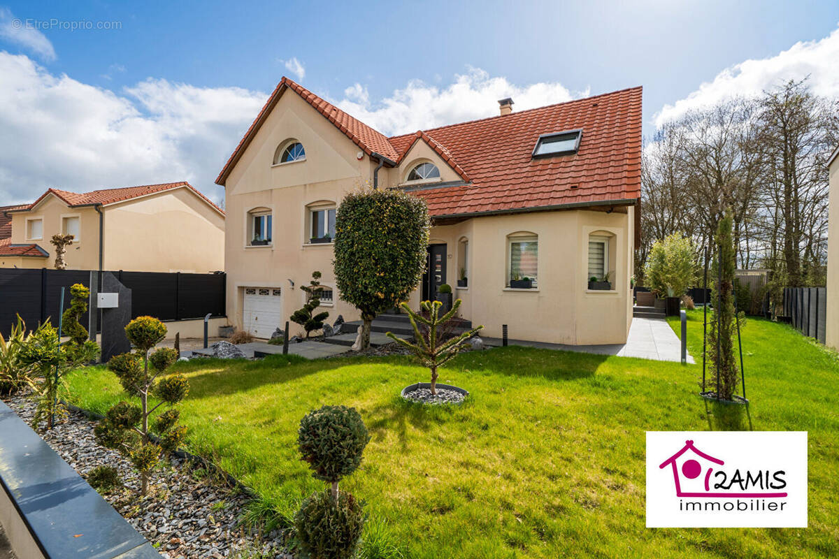 Maison à HEILLECOURT