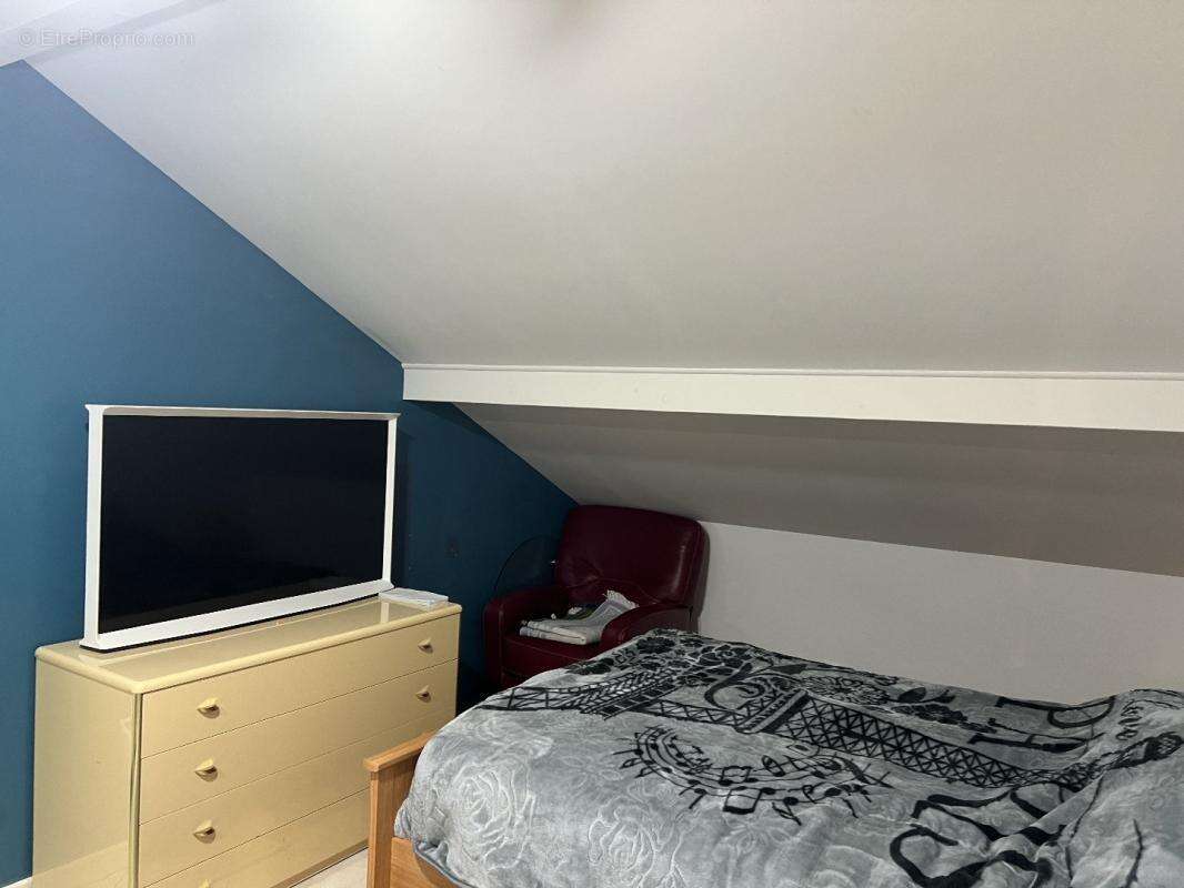 Maison à VETRAZ-MONTHOUX